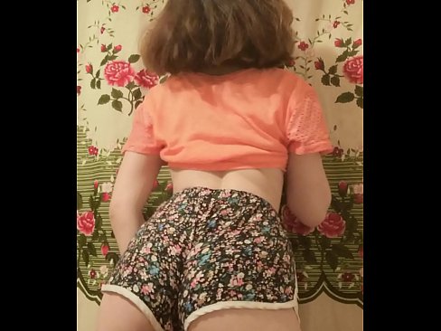 ❤️ Gadis muda seksi menanggalkan celana pendeknya di depan kamera ❤️ porno indah di id.quizfarmature.ru ❤
