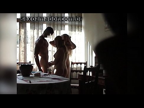 ❤️ Teman seks mengundang pria raksasa dan threesome bersamanya ❤️ porno indah di id.quizfarmature.ru ❤