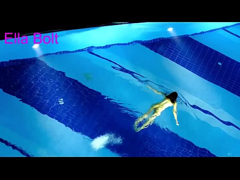 ❤️ Saya tidak bisa berhenti menonton, pirang muda tertangkap basah berenang di kolam resor ELLA BOLT ❤️ porno indah di id.quizfarmature.ru ❤